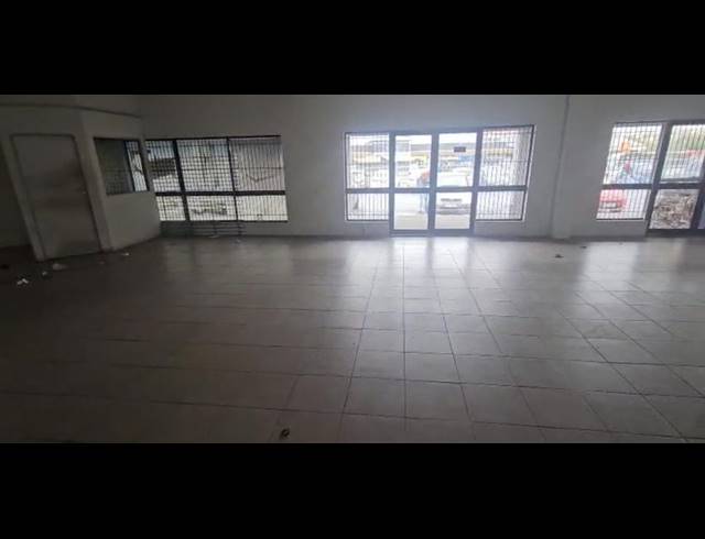 RETAIL FOR SALE IN PARKLANDS